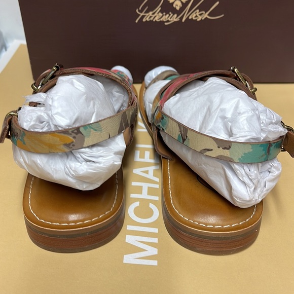BNWT Patricia Nash Leather sandal First Bloom assorted sizes - Picture 7 of 9